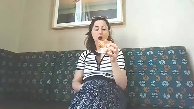 PompasPurpleriver online show from 02/09/25, 04:50