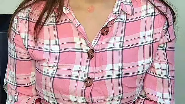 MIss-Naina online show from 11/21/25, 08:02