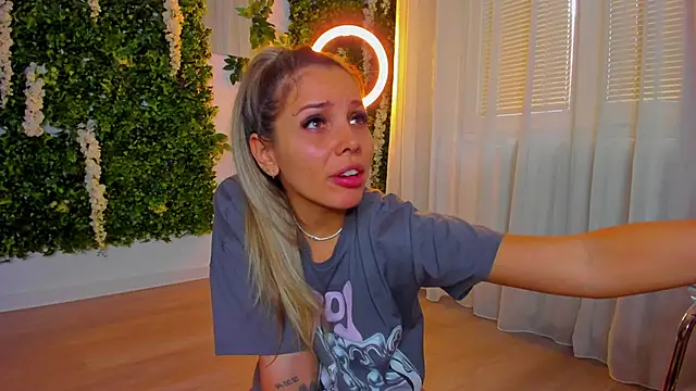 VivienCarter online show from 10/13/25, 09:09