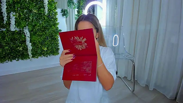 VivienCarter online show from 10/25/25, 09:20