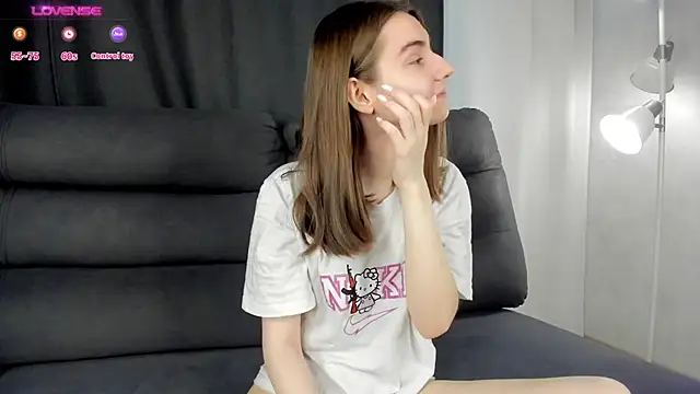 MeghanElson online show from 03/21/25, 11:33