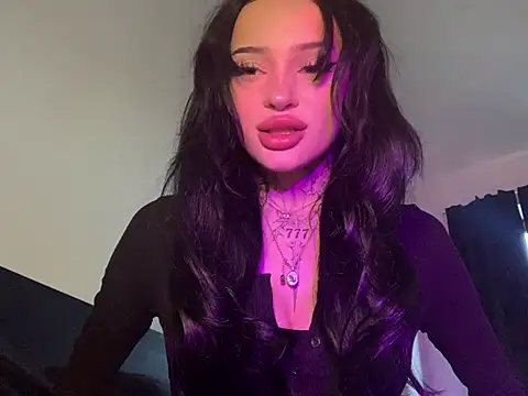 madelinexx online show from 01/21/25, 01:32