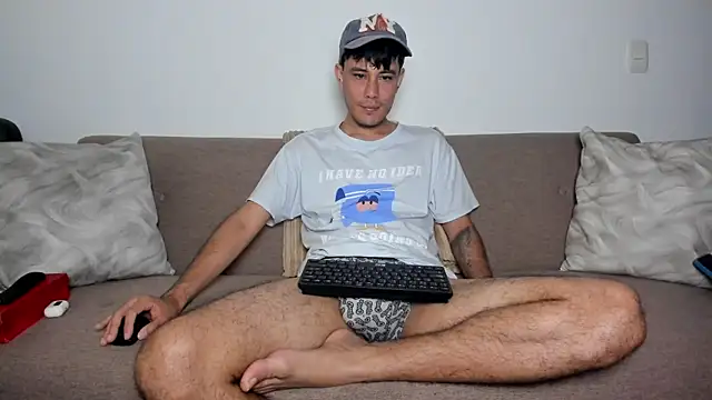 Huge latin cock online show from 10/05/25, 02:15
