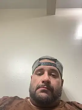 Snapshot of mascmo88 chatting on 11/15/25, 06:00 mascmo88 online show from 11/15/25, 06:00