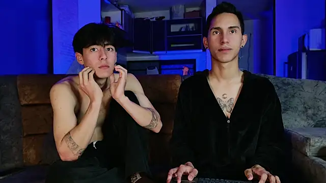 Snapshot of MillersKink chatting on 03/16/25, 11:57 MillersKink online show from 03/16/25, 11:57