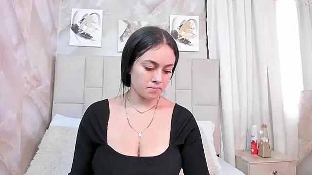 Jaslyn  Smith online show from 01/13/26, 04:45