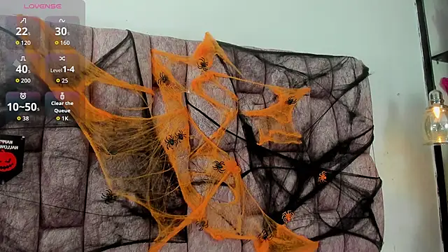 britanny-collyns online show from 10/31/25, 07:48