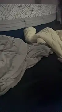 Honeydipp73 online show from 10/26/25, 02:39