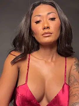 thai-dreamgirl online show from 12/21/25, 12:01