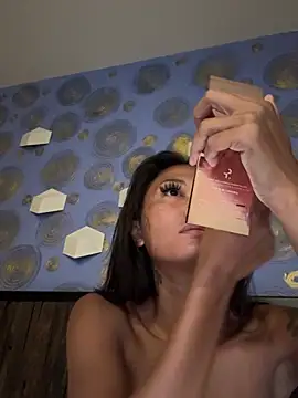 thai-dreamgirl online show from 03/23/26, 11:42