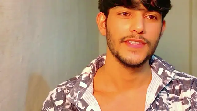 Snapshot of kingkartik7 chatting on 02/13/26, 04:14 kingkartik7 online show from 02/13/26, 04:14