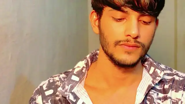 Snapshot of kingkartik7 chatting on 02/18/26, 04:47 kingkartik7 online show from 02/18/26, 04:47