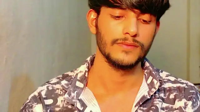 Snapshot of kingkartik7 chatting on 02/22/26, 05:44 kingkartik7 online show from 02/22/26, 05:44