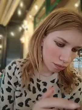 EvaRush online show from 03/20/26, 03:39