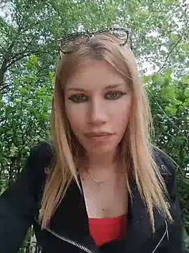 EvaRush online show from 05/13/26, 11:18