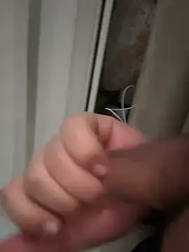 derFickerali online show from 12/23/24, 01:40