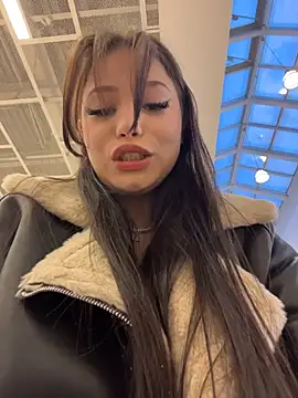 Chloe  Moon online show from 10/29/25, 01:24