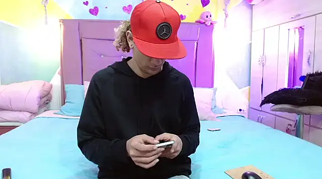 tylor boy online show from 03/16/25, 04:20