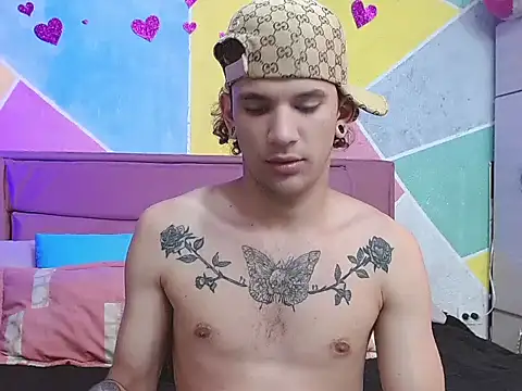 tylor boy online show from 09/17/25, 03:52