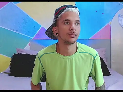 tylor boy online show from 03/02/26, 06:59