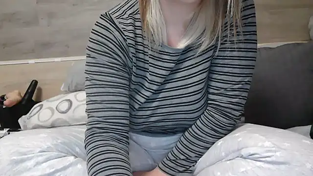 LaRa forU online show from 02/04/25, 05:34
