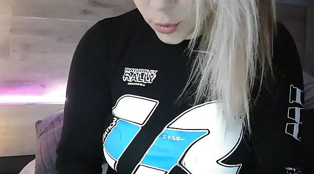 LaRa forU online show from 03/08/25, 05:22