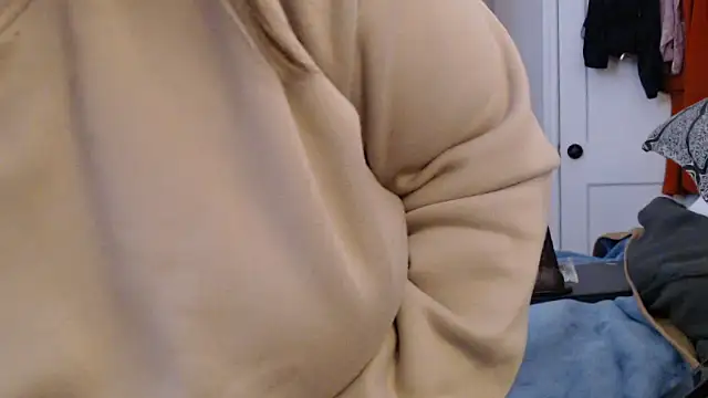 LauLauPAWG online show from 02/03/26, 05:29