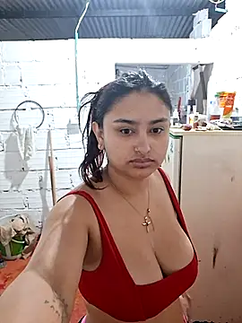 Snapshot of sariitha_sw chatting on 06/23/26, 10:02 sariitha sw online show from 06/23/26, 10:02