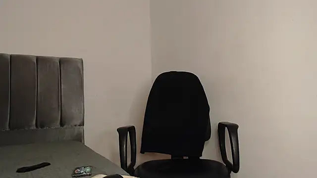 alex-lover online show from 02/08/25, 05:40