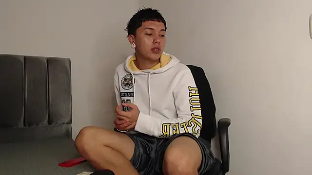 alex-lover online show from 03/05/25, 12:38