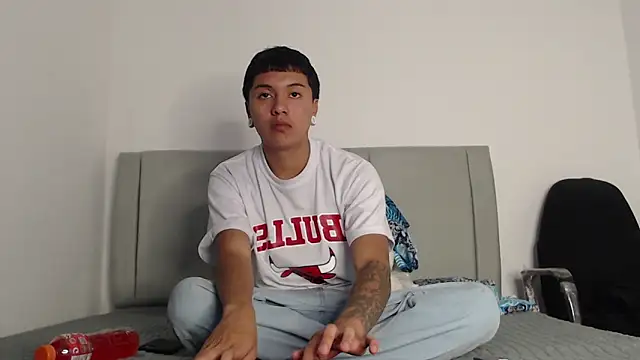 alex-lover online show from 03/03/26, 03:12