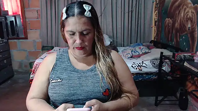 mom son dirty online show from 03/19/26, 02:21