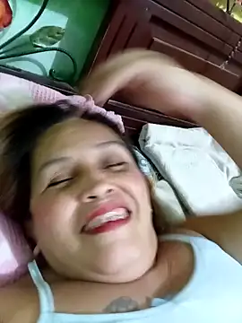 mom son dirty online show from 04/11/26, 01:43