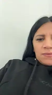 Snapshot of Milff_parkerrr chatting on 02/17/25, 08:58 Milff parkerrr online show from 02/17/25, 08:58