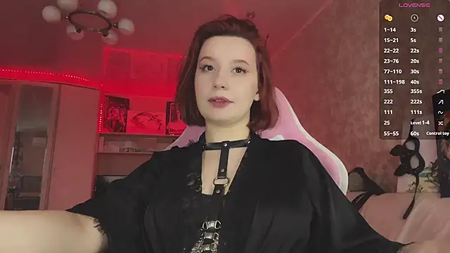 Dani RedheaDevil online show from 01/10/25, 07:46