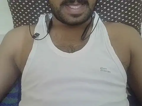 Snapshot of ballandnuts chatting on 02/20/26, 02:50 ballandnuts online show from 02/20/26, 02:50