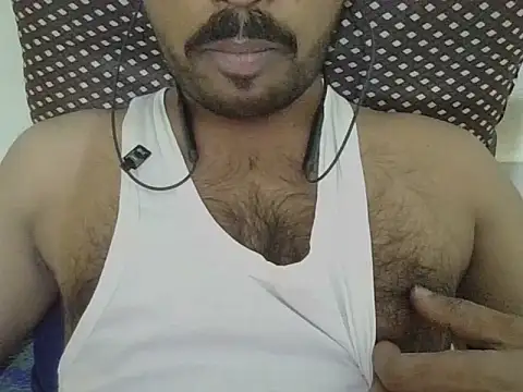 Snapshot of ballandnuts chatting on 02/23/26, 03:42 ballandnuts online show from 02/23/26, 03:42