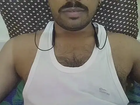 Snapshot of ballandnuts chatting on 03/01/26, 01:02 ballandnuts online show from 03/01/26, 01:02