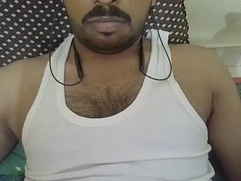 Snapshot of ballandnuts chatting on 03/02/26, 02:35 ballandnuts online show from 03/02/26, 02:35