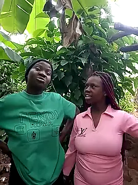 Snapshot of Black_juicy24 chatting on 01/07/25, 12:52 Black juicy24 online show from 01/07/25, 12:52