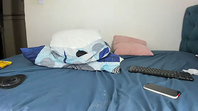 RachelJones  online show from 12/27/24, 11:28