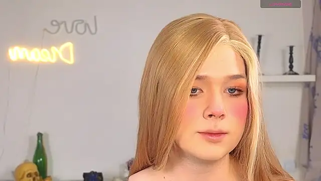  yourFoxy  online show from 10/18/25, 11:55