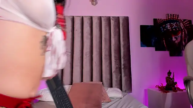 Isabella Flowers online show from 04/09/26, 04:12