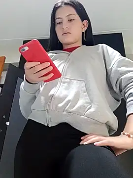 Snapshot of Salomecam30 chatting on 12/07/24, 02:31 Salomecam30 online show from 12/07/24, 02:31