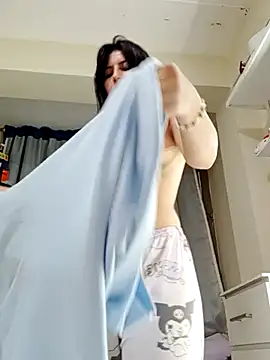 Snapshot of Salomecam30 chatting on 02/14/25, 05:09 Salomecam30 online show from 02/14/25, 05:09