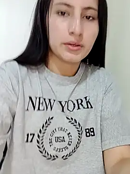 Snapshot of Salomecam30 chatting on 03/03/25, 10:31 Salomecam30 online show from 03/03/25, 10:31