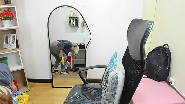 ConstansBlonde online show from 01/30/25, 07:59