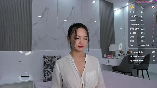 Snapshot of 1_love_8 chatting on 02/18/25, 07:09 1 love 8 online show from 02/18/25, 07:09