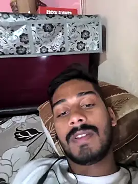 arppyyyxx online show from 10/28/25, 10:08