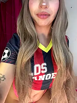 Snapshot of lunaapppp chatting on 11/28/25, 03:20 lunaapppp online show from 11/28/25, 03:20